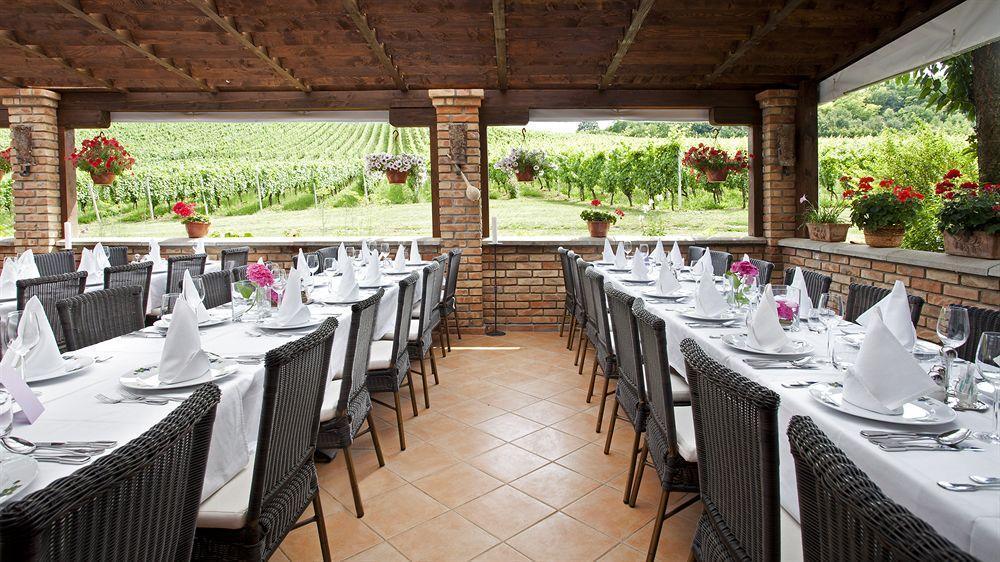 Stupnicki Dvori Winery Hotel Stupnik Brodski Exteriör bild