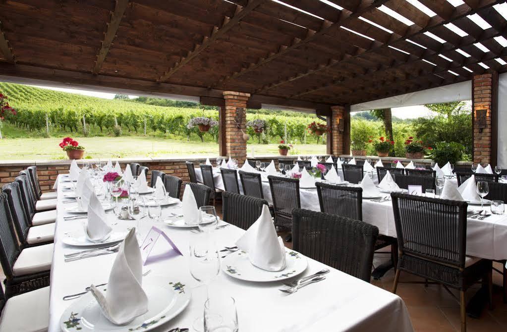 Stupnicki Dvori Winery Hotel Stupnik Brodski Exteriör bild